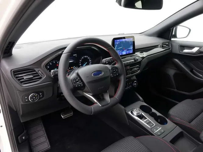 Ford Focus 1.5 150 A8 EcoBoost Clipper ST-Line + GPS + Camer Image 8