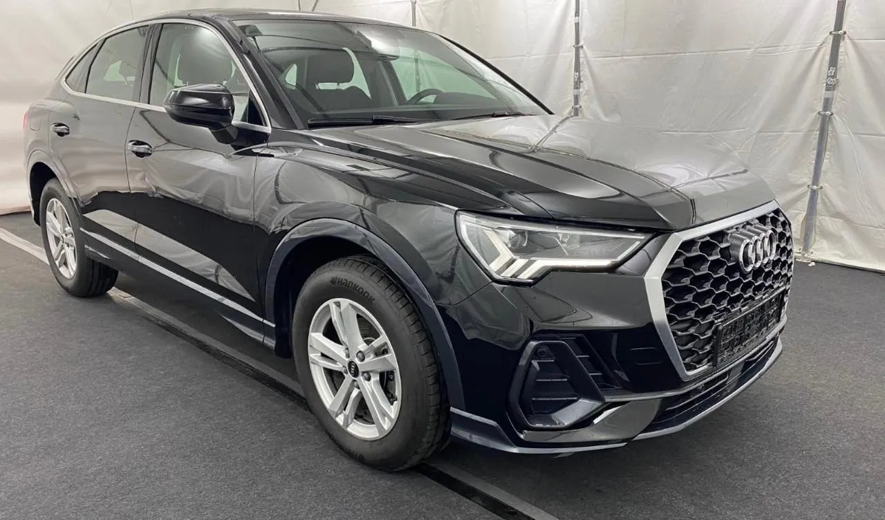 AUDI Q3 SPB 35 TFSI Business Plus Image 1